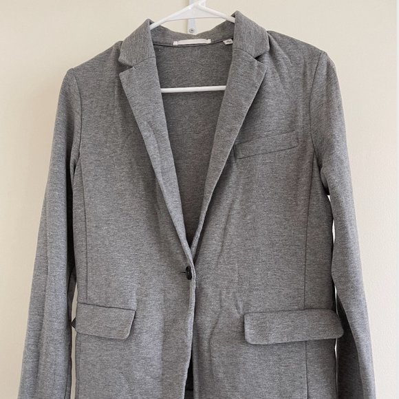 Uniqlo Grey Blazer - Picture 1 of 3